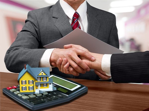 0_0002_REAL ESTATE INVESTORS